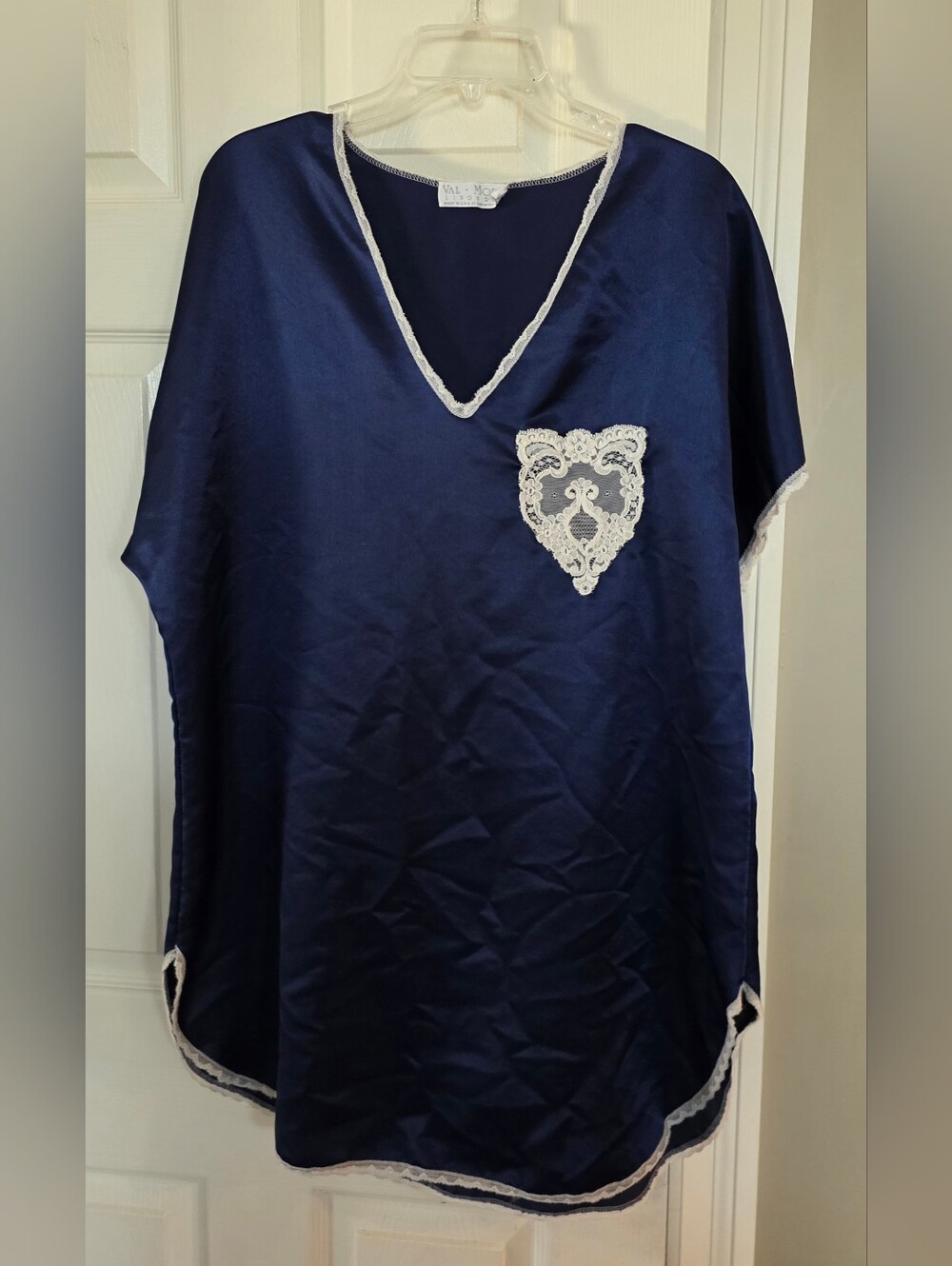 Vintage Val Mode Lingerie Navy Satin White Lace Trim Nightshirt